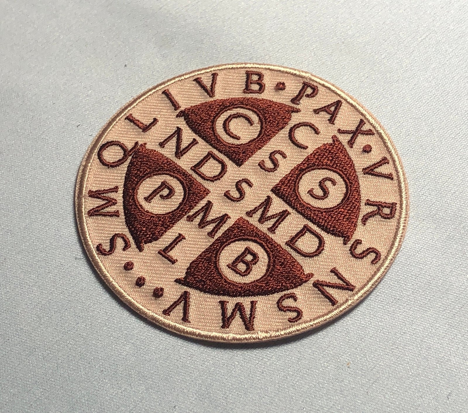 St. BENEDICT Medal Patch Of Nursia Roman Catholic Cross Exorcism Crusade Vade Retro Satana Saint Pax Peace Devil Chasing  Embroidery Church