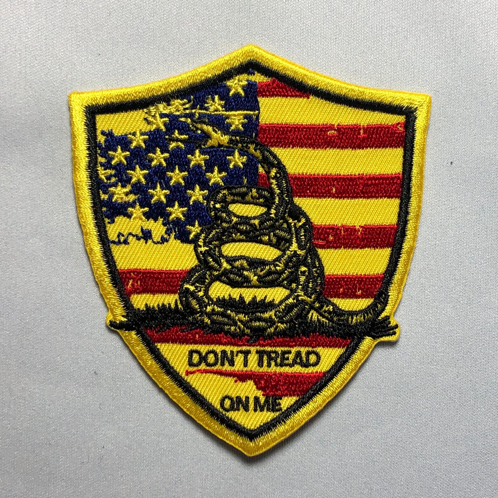 Shield GASDEN DON’T TREAD on me Flag Patch Morale Historical Rattlesnake Ready American general 1775 2nd Continental Marines usa Army Navy