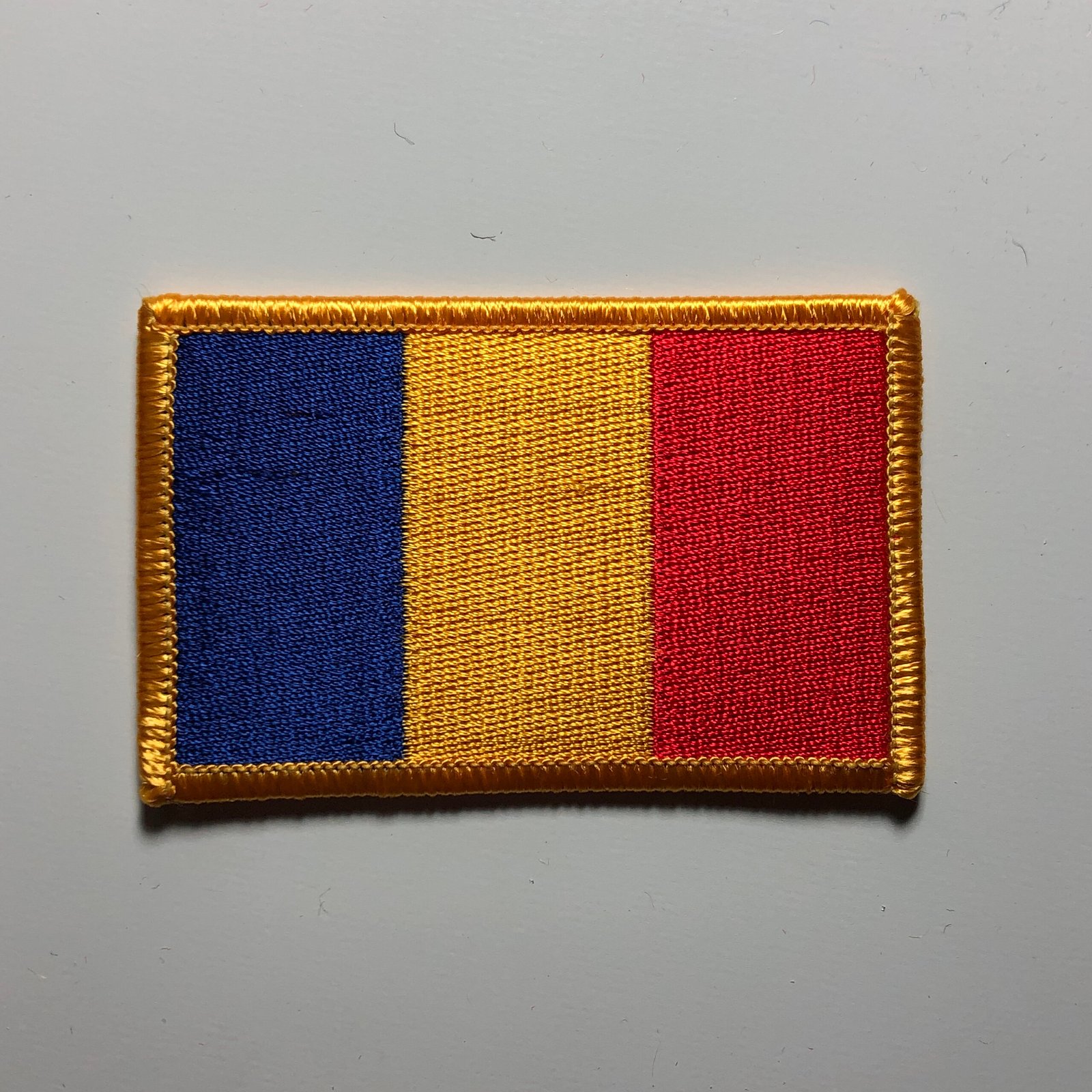The national flag of Romania Romanian drapelul României iron on patch morale Tricolorul Deșteaptă-te, române Awaken Thee Romanian